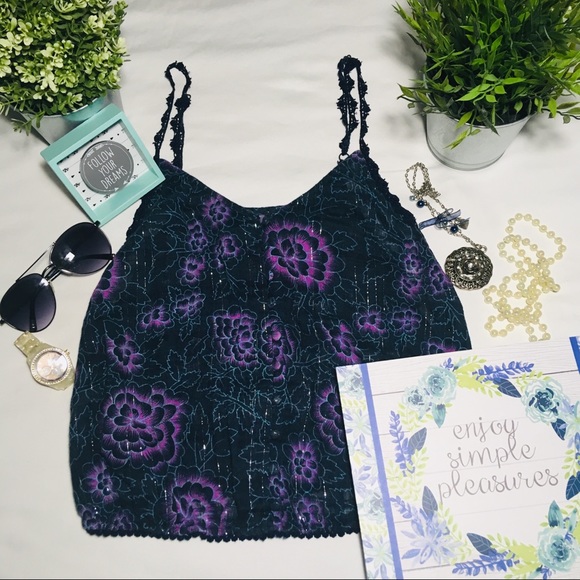 Free People Tops - FREE PEOPLE FLORAL TANK TOP